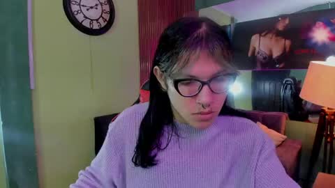 Snapshot of lilith_ayanami chatting on 05-18-26, 12:11 lilith online show from 05-18-26, 12:11