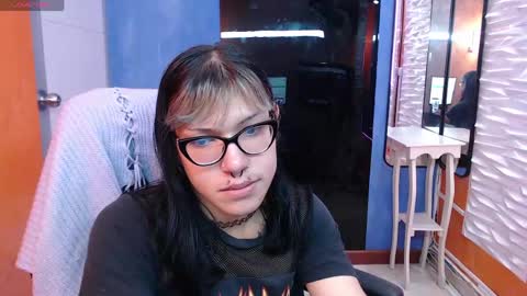 Snapshot of lilith_ayanami chatting on 06-01-26, 12:40 lilith online show from 06-01-26, 12:40
