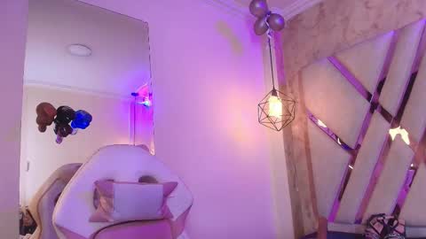   online show from 12-15-25, 07:51