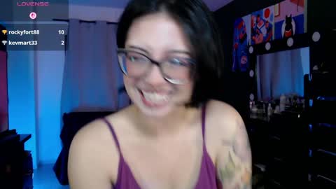 Snapshot of lilith_lennox chatting on 05-22-26, 12:18 lilith online show from 05-22-26, 12:18