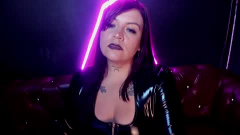 Snapshot of lilith_levonee_ chatting on 12-21-24, 03:36 Lilith online show from 12-21-24, 03:36