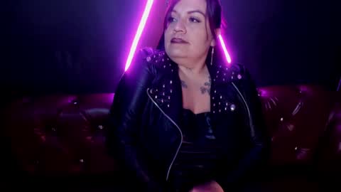 Snapshot of lilith_levonee_ chatting on 12-29-24, 06:14 Lilith online show from 12-29-24, 06:14