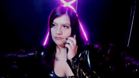 Snapshot of lilith_levonee_ chatting on 12-31-24, 03:01 Lilith online show from 12-31-24, 03:01