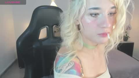 Lilith Parker online show from 11-14-25, 08:29