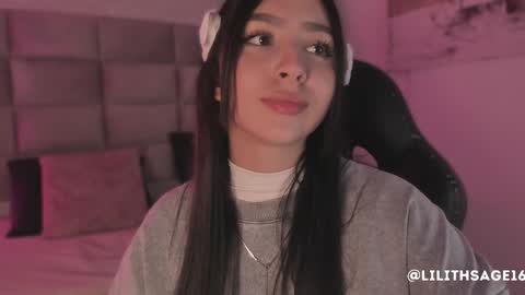 lilith_sage_ online show from 03-18-26, 07:50
