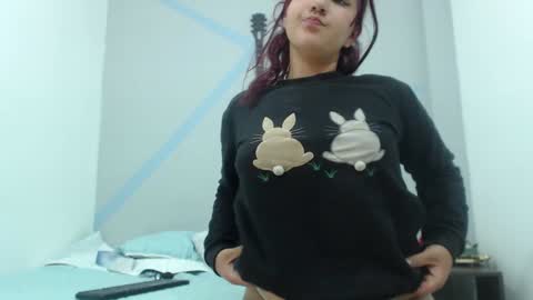 Snapshot of lilith_sm1th chatting on 01-16-25, 09:48 Lilith Smith online show from 01-16-25, 09:48