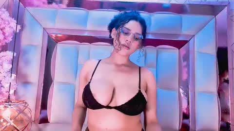 Snapshot of lilithadams11 chatting on 01-12-26, 09:42 online show from 01-12-26, 09:42