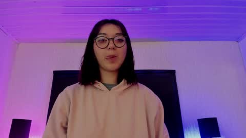 LilithBluum  online show from 04-05-26, 11:29