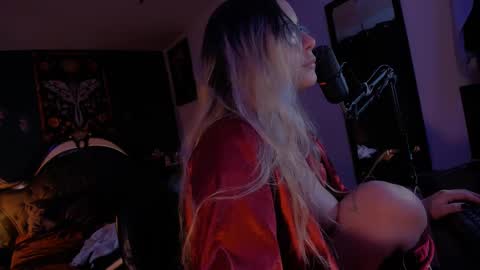 lilithmystic01 online show from 01-24-25, 01:36