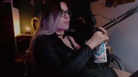 lilithmystic01 online show from 02-13-25, 06:38