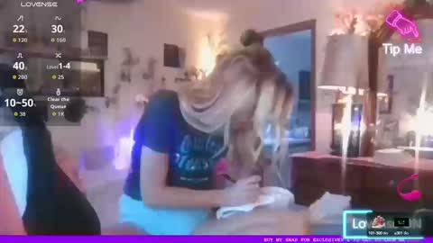 Lilithohfish online show from 10-10-25, 01:32