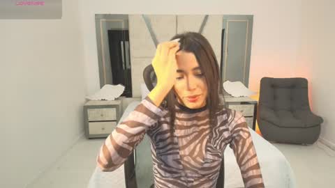 Snapshot of lilithteeen chatting on 12-29-24, 04:59 Lilith online show from 12-29-24, 04:59