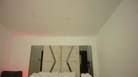 Snapshot of lilithteeen chatting on 01-03-25, 11:03 Lilith online show from 01-03-25, 11:03