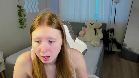 Snapshot of lilitiny chatting on 08-06-26, 01:18 Lili Tiny GMT2 3-10AM MonTueWedThuSat online show from 08-06-26, 01:18