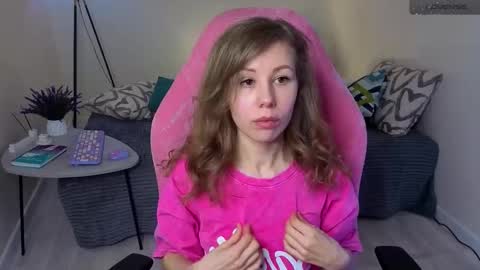 Snapshot of lill_mary chatting on 03-10-25, 04:28 Maria online show from 03-10-25, 04:28