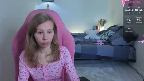 Snapshot of lill_mary chatting on 10-01-25, 03:34 Maria online show from 10-01-25, 03:34