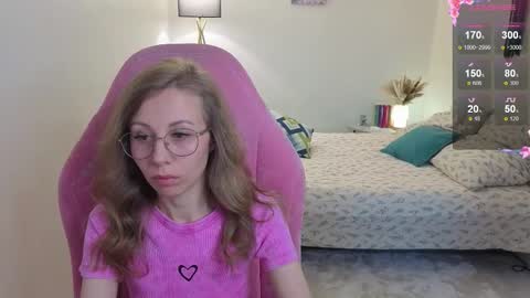 Snapshot of lill_mary chatting on 10-24-25, 03:14 Maria online show from 10-24-25, 03:14