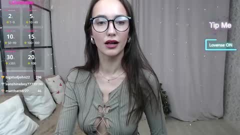 Snapshot of lillian_clark7 chatting on 01-23-25, 01:56 Lillian online show from 01-23-25, 01:56