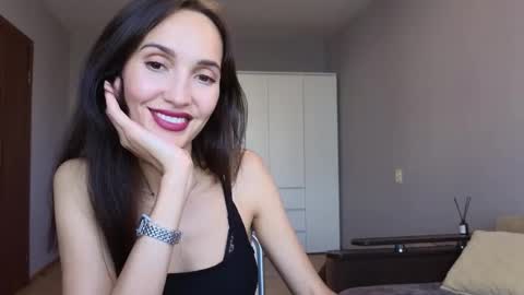 Snapshot of lillian_clark7 chatting on 09-22-25, 11:01 Lillian online show from 09-22-25, 11:01