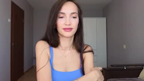 Snapshot of lillian_clark7 chatting on 09-24-25, 07:01 Lillian online show from 09-24-25, 07:01