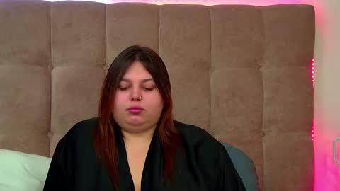 Snapshot of lillianhaig chatting on 10-22-25, 07:02 LillianHaig online show from 10-22-25, 07:02