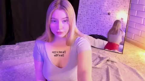 lillie_berry online show from 11-14-25, 04:55