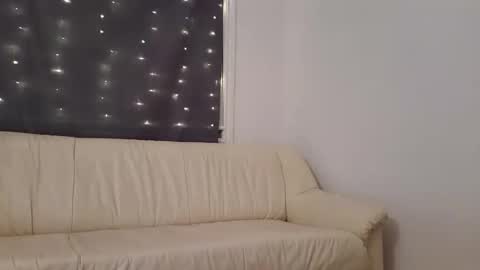 Snapshot of lillielushie chatting on 06-08-26, 01:39 Lilly Lushy online show from 06-08-26, 01:39
