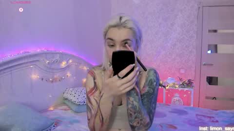 LilliMoore online show from 11-09-25, 11:25