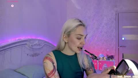 LilliMoore online show from 11-13-25, 12:31