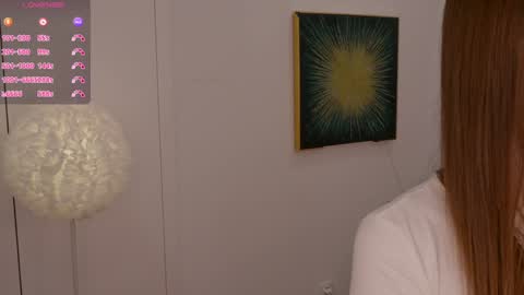 Lilly Colins online show from 02-08-25, 05:50