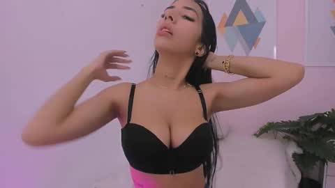 Sweety Lilly Love  online show from 02-21-26, 04:19