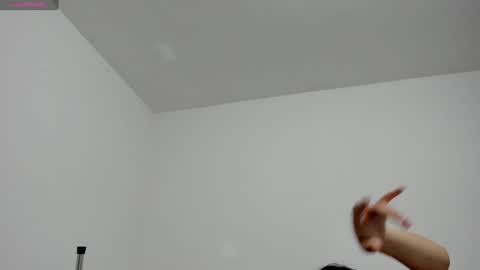 Snapshot of lilly_kinky chatting on 01-16-25, 01:27 Lilly online show from 01-16-25, 01:27