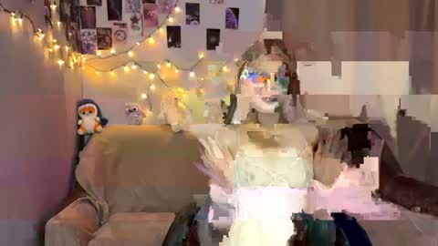 Snapshot of lilly_lilithh chatting on 07-22-26, 03:31 Lilith online show from 07-22-26, 03:31