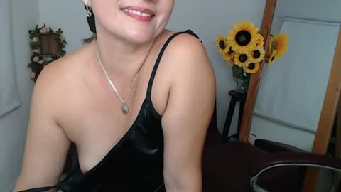 Lilly online show from 06-16-26, 03:58