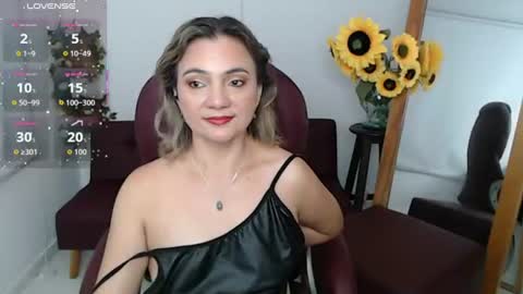 Lilly online show from 08-05-26, 02:42