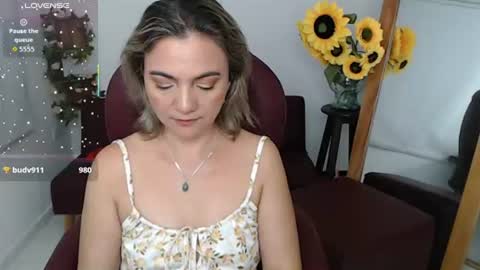 Lilly online show from 08-06-26, 02:52