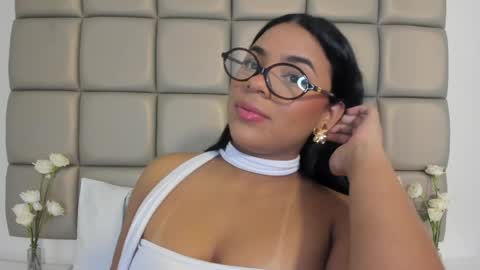 Lilly  online show from 06-05-26, 06:52