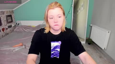 Snapshot of lillydepp chatting on 01-07-25, 01:46 Lilly Depp online show from 01-07-25, 01:46