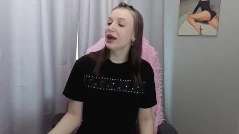 LillyFan X online show from 04-05-26, 04:20