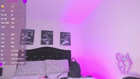 Lilly online show from 10-06-25, 01:19