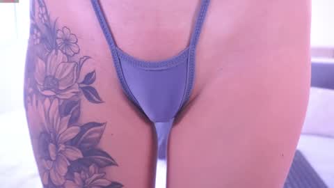 Lilly Thompson  online show from 01-02-25, 06:12