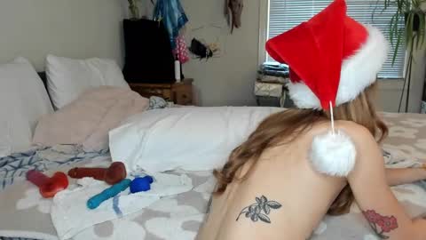 Daisy Bby online show from 12-23-24, 09:08