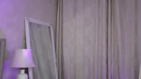 Snapshot of lilmissmarilu chatting on 05-27-26, 04:31 Marilu online show from 05-27-26, 04:31
