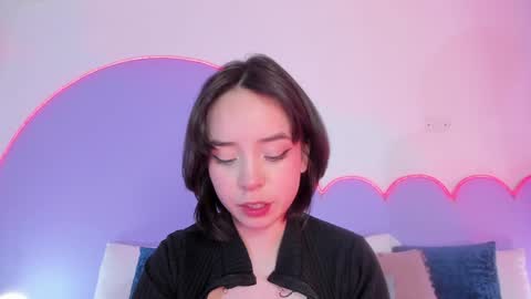 Snapshot of lilou_albrecht chatting on 01-16-25, 02:19 Lilou online show from 01-16-25, 02:19