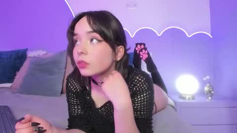 Snapshot of lilou_albrecht chatting on 02-18-25, 05:53 Lilou online show from 02-18-25, 05:53