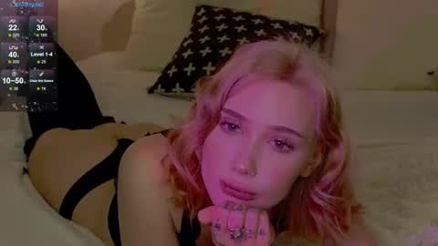 Snapshot of lilpupsonish chatting on 03-10-25, 01:56 Jesse and Grace online show from 03-10-25, 01:56