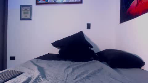  ONLYFANS   online show from 09-21-25, 04:25