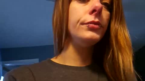 Luna online show from 02-17-26, 05:19