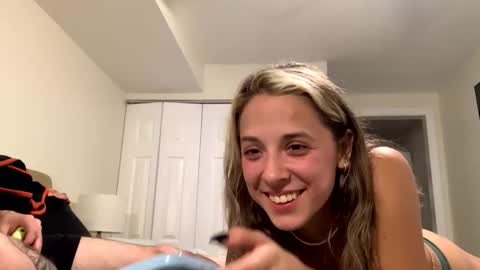 Snapshot of lilslutxxxbangz chatting on 02-25-26, 04:00 lilslutxxxbangz online show from 02-25-26, 04:00