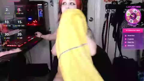 Snapshot of lilsuccubus666 chatting on 03-10-25, 03:23 Jinx Pierrot online show from 03-10-25, 03:23